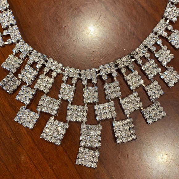 Rhinestone Necklace and Earing Set - Picture 5 of 5